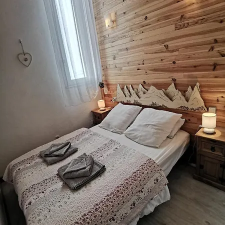 Appartement Altitude 9 - Duplex Montagne - 7 Pers