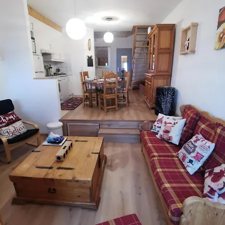 Altitude 9 - Duplex Montagne - 7 Pers Appartement